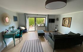 Schoene Wohnung Mit Ausblick Und Gartensitzplatz